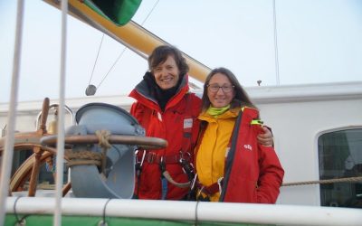 Gemeinschaft mit Rückenwind – Was Segeln und To Huus verbindet